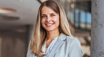 1760532140-e4f970afe7b44242