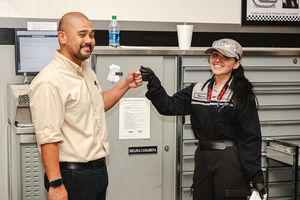 1755794660-f158a25415027453