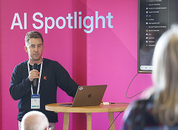 Go deeper in interactive masterclasses