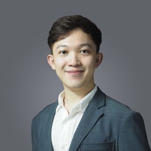 Webinar hosting presenter 