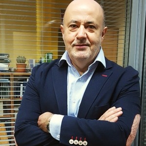 Webinar hosting presenter 