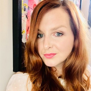 Webinar hosting presenter 