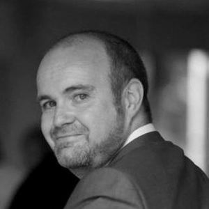 Webinar hosting presenter 