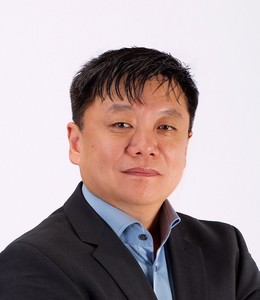 Webinar hosting presenter 