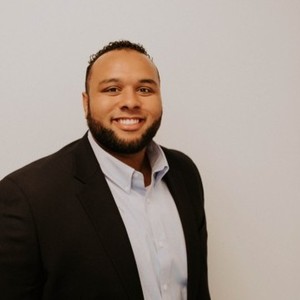 Webinar hosting presenter 