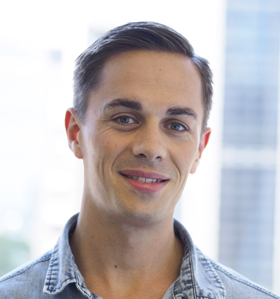 Webinar hosting presenter 