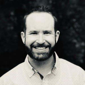 Webinar hosting presenter 