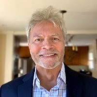 Webinar hosting presenter 