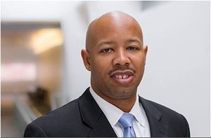 Webinar hosting presenter 