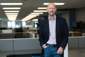 Webinar hosting presenter 