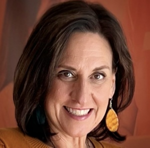 Webinar hosting presenter 