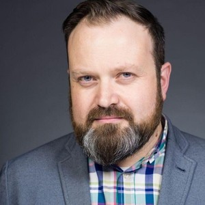 Webinar hosting presenter 