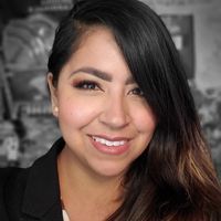 Webinar hosting presenter 