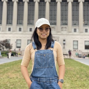 Webinar hosting presenter 