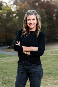 Webinar hosting presenter 