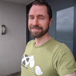 Webinar hosting presenter 