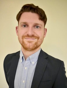 Webinar hosting presenter 