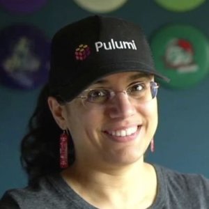 Webinar hosting presenter 