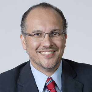 Webinar hosting presenter 