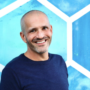 Webinar hosting presenter 