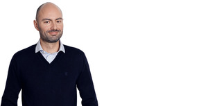 Webinar hosting presenter 