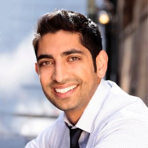 Webinar hosting presenter 