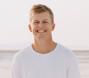 1678999030-d79c1209964ae6f6