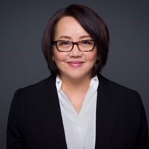 Webinar hosting presenter 