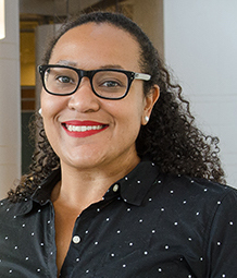 Webinar hosting presenter 