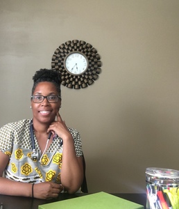 Webinar hosting presenter Shemeka Jones