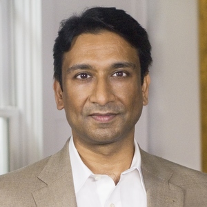 Webinar hosting presenter 