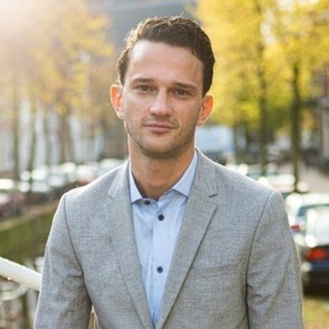 1689677272-64a8c9893d5b3273