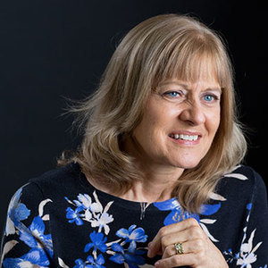 Webinar hosting presenter 