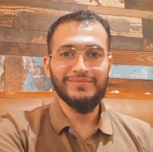 Webinar hosting presenter Usman Nasir