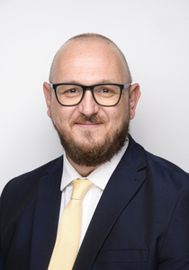 1695976365-2326ac4db52722f8