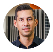 Webinar hosting presenter 