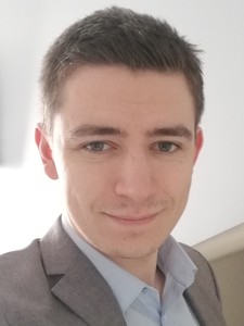 Webinar hosting presenter 