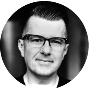 Webinar hosting presenter 