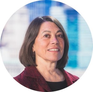 Webinar hosting presenter 