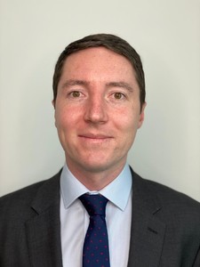 Webinar hosting presenter 