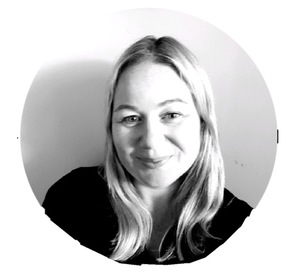 Webinar hosting presenter 