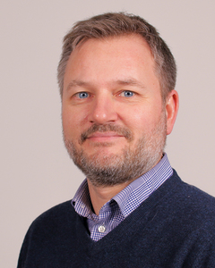 Webinar hosting presenter 