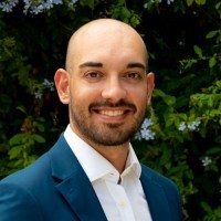Webinar hosting presenter 