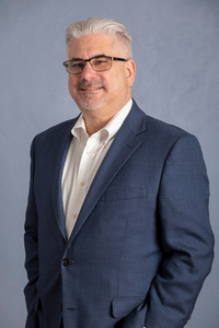 Webinar hosting presenter Scott Rosen