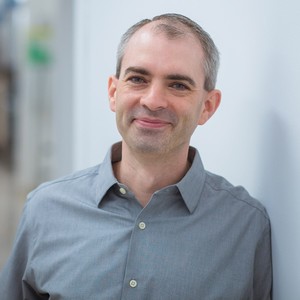 Webinar hosting presenter 