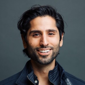 Webinar hosting presenter 