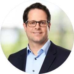 Webinar hosting presenter 