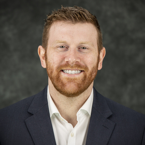 Webinar hosting presenter 