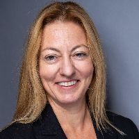 Webinar hosting presenter 