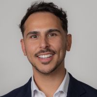 Webinar hosting presenter 